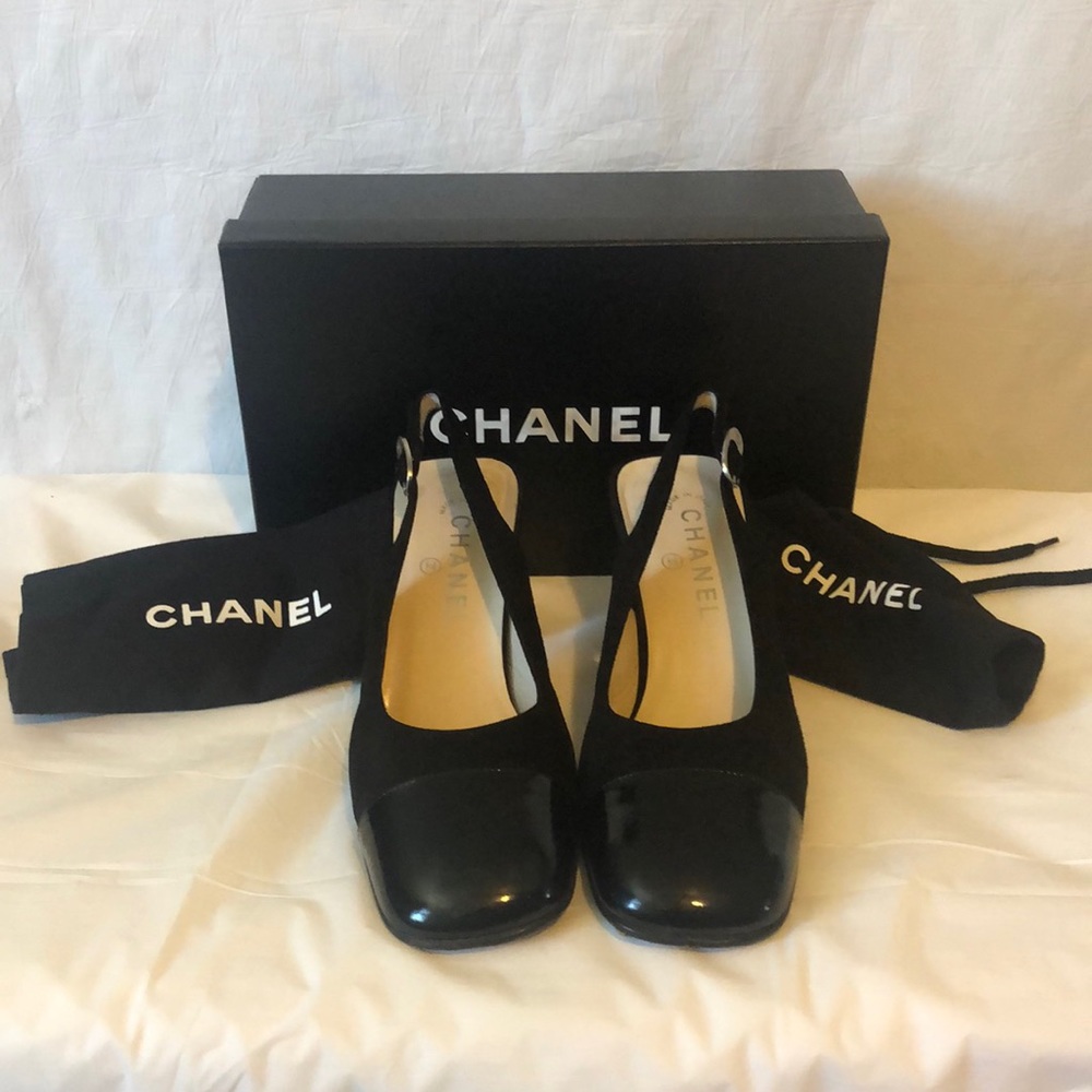 Chanel Cambon sling backs black suede with black patent toe EUC box & 2 dust bag - Picture 4 of 14
